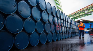 Japonia rozpoczęła uwalnianie rezerw ropy