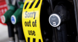 Wysokie ceny paliw pozostaną z nami do wakacji
