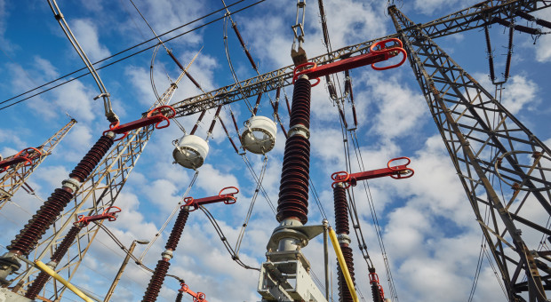 Na polski rynek nadciąga wielka elektrownia. Pierwsza tego typu