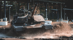 Pierwsza taka prezes w polskiej zbrojeniówce. "Pancerna Elżbieta" po 12 latach żegna się ze stanowiskiem