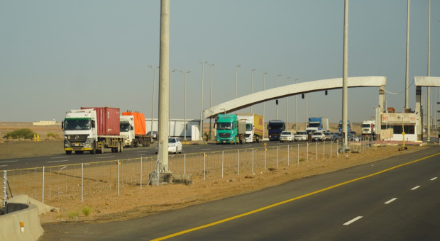 Ciężarówki poszły w ruch. Wojna w Iranie umacnia nowy szlak transportowy