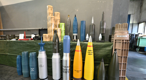 Zbrojeniowy debiut na warszawskiej giełdzie. Nowa fabryka amunicji jeszcze tym roku