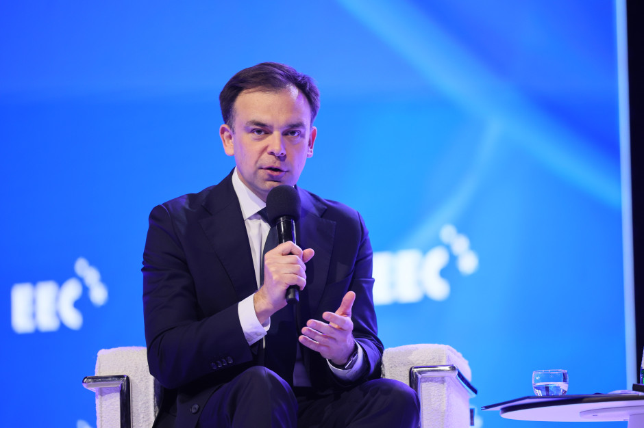 Minister finansów i gospodarki podczas Europejskiego Kongresu Gospodarczego mówił m.in. o planowanych inwestycjach w offshore wind i atom. Fot. PTWP