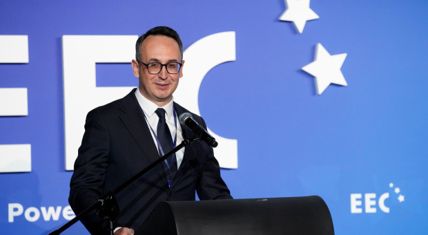 Miliardy złotych na inwestycje, ale to nie wszystko. Rząd stawia na deregulację w branży