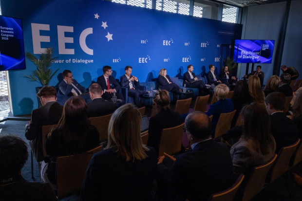 Państwo nie może dźwigać inwestycji samo. BGK otwiera nowy model finansowania na pokolenia