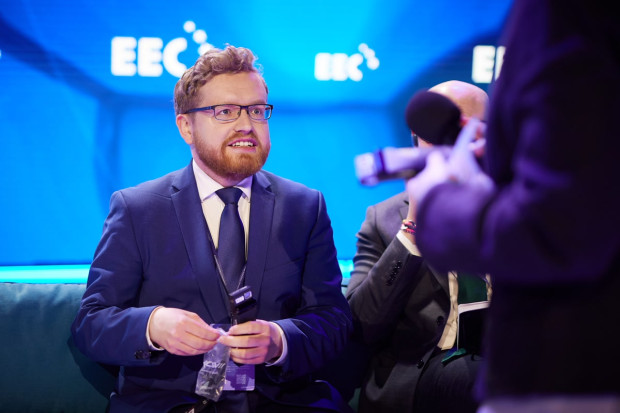 Unia Europejska szykuje nam technologiczną rewolucję. Wiceminister cyfryzacji mówi, co czeka Polaków