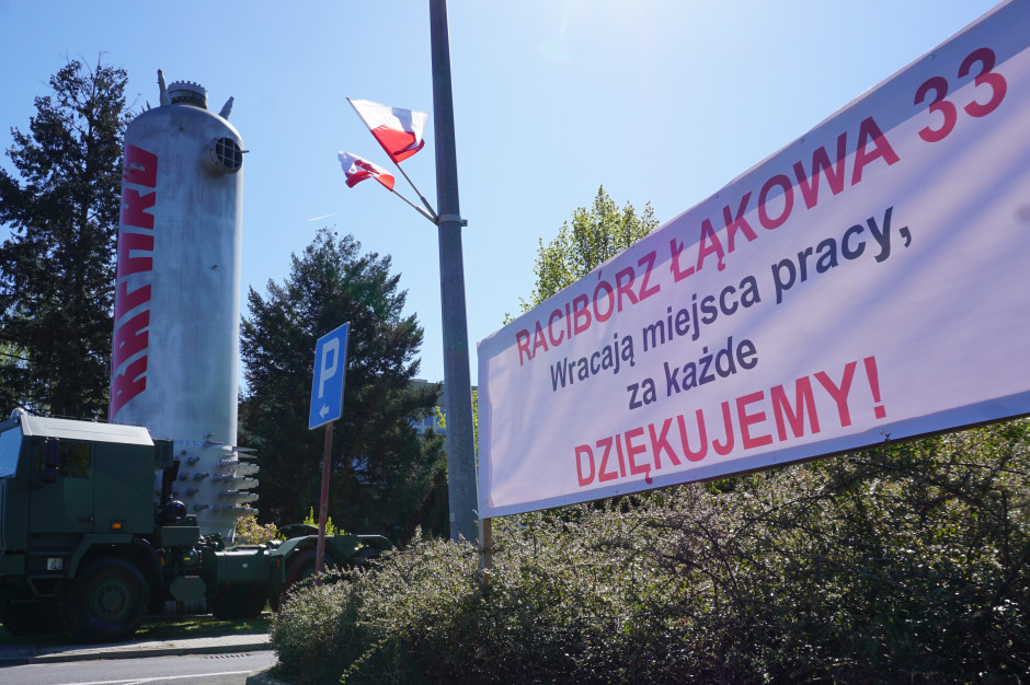 PGZ przejmuje hale Rafako w Raciborzu, by montować Jelcze i produkować Rosomaki — image 1