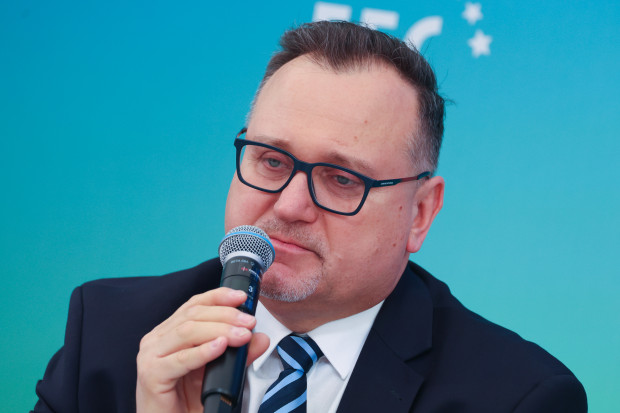 Piotr Rachwalski, członek zarządu spółki Centralny Port Komunikacyjny, Port Polska