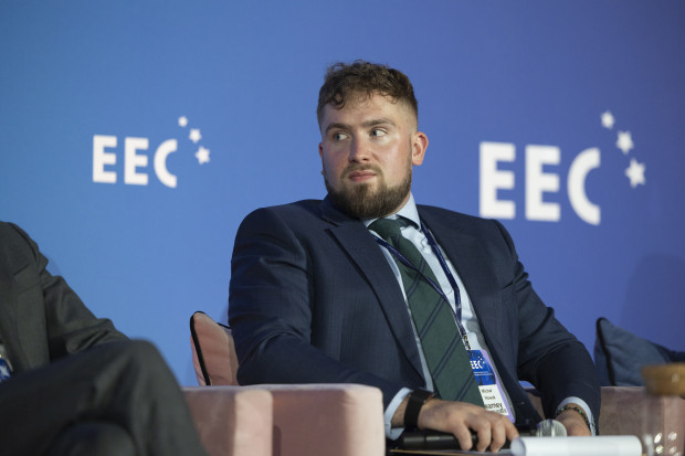 Michał Nowak, manager, Kearney