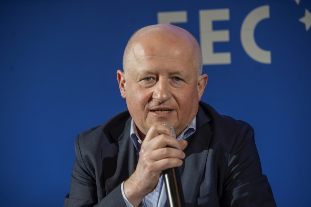 Paweł Roszczyk, członek zarządu, dyrektor zarządzający, Adamed Pharma SA