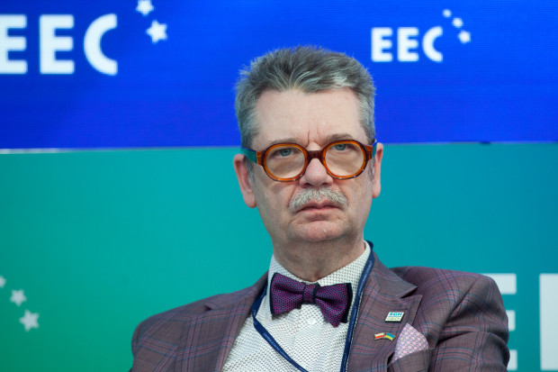 Piotr Wachowiak, rektor, Szkoła Główna Handlowa 