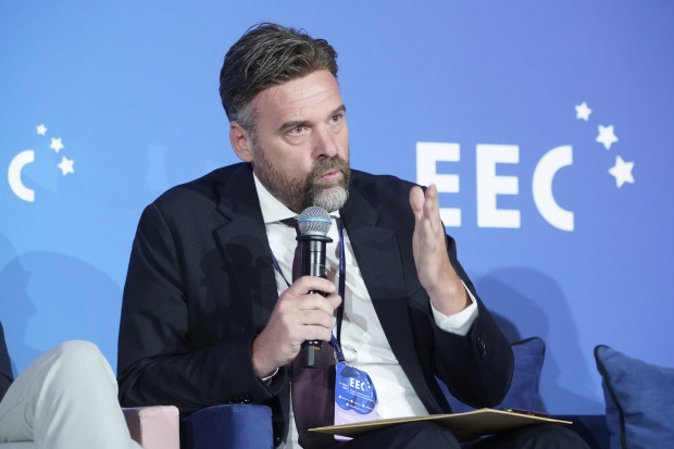 Henrik von Scheel, profesor zarządzania strategicznego i ekonomii, strateg, futurysta