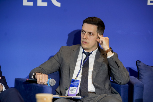 Przemysław Tychmanowicz, dziennikarz ekonomiczny, Rzeczpospolita i Parkiet 