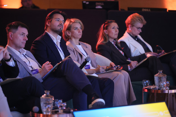 Jury: Daniel Blumczyński, członek zarządu, PayU SA; Jakub Dąbroś, wiceprezes, Innovations Hub; Dominika Goleniowska-Milinković, kierownik, Open Innovation, TAURON Polska Energia; Joanna Juszczyszyn-Klimek, dyrektor, Departament Zarządzania Projektami, DGA ; Izabela Leśkiewicz, dyrektor PR i komunikacji, American Heart of Poland SA