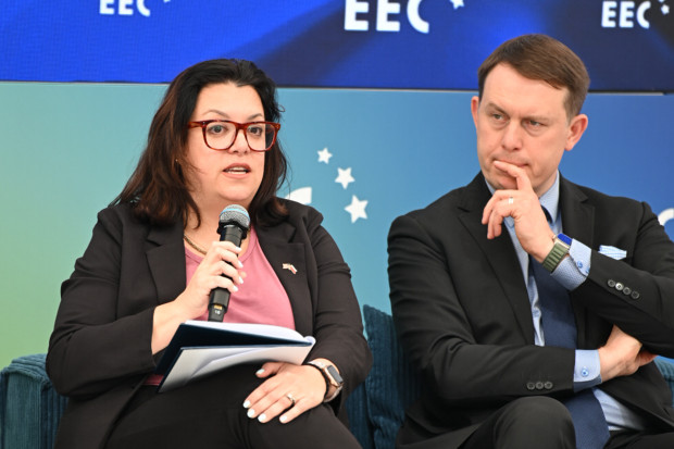 Gretchen Cureton, konsul generalna Stanów Zjednoczonych, Konsulat Generalny USA w Krakowie
