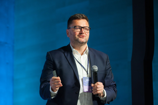 Robert Stobiński, prezes zarządu, Grupa Amica 