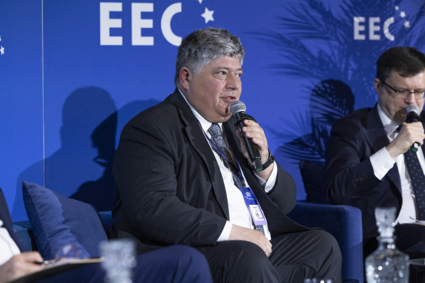 Łukasz Zoń, dyrektor, Departament Prawny, EIB SA, prezes, Stowarzyszenie Polskich Brokerów Ubezpieczeniowych i Reasekuracyjnych, Radca Prawny