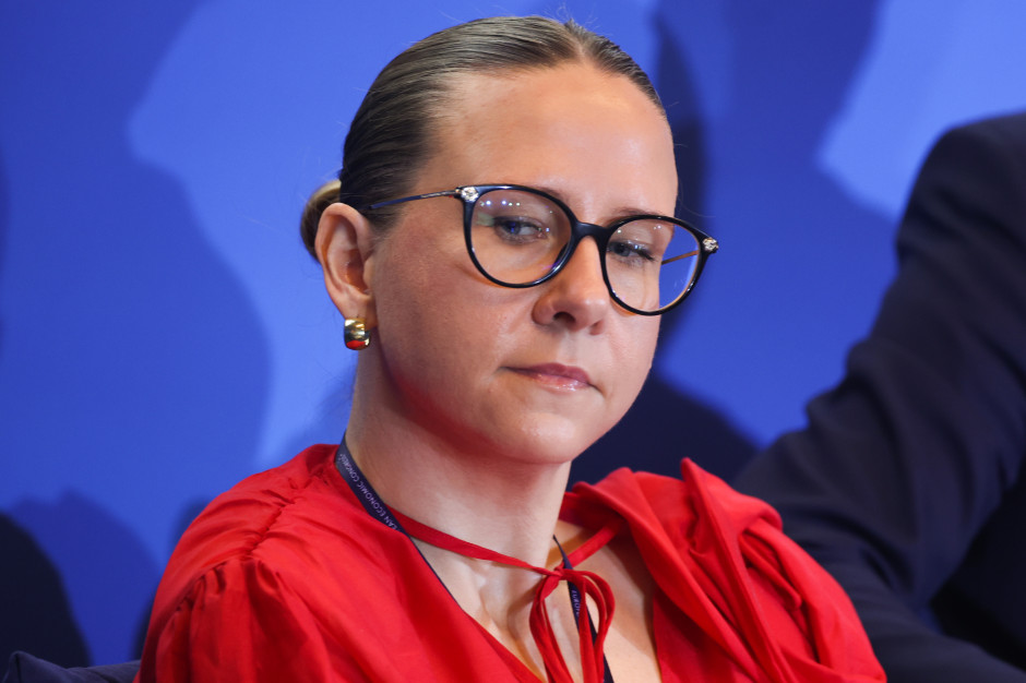 Ewa Makowska, naczelniczka Wydziału Morskiej Energetyki Wiatrowej w Ministerstwie Klimatu i Środowiska, zapowiedziała kolejną nowelizację ustawy, która ureguluje m.in. kwestie rekompensat dla rybaków, czas pracy personelu na morzu oraz wymogi unijnego aktu NZIA. Fot: PTWP