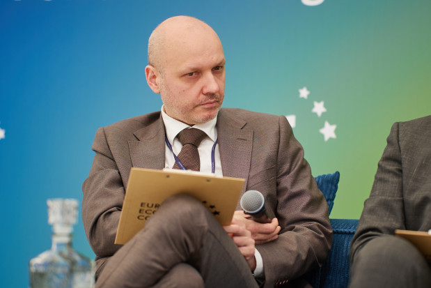 Marcin Białek, prezes zarządu Biogas System, wiceprezes zarządu Izby Gospodarczej Biogazu i Biometanu, wkrytykował bariery administracyjne i długotrwałe procedury dotacyjne, które sprawiają, że rozwój rynku biometanu w Polsce postępuje wolniej niż w krajach sąsiednich. Fot. PTWP