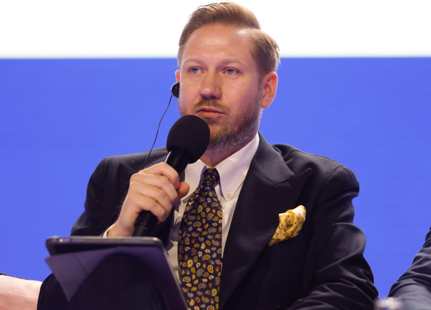 Jan Pilewski, dyrektor departamentu spraw publicznych w Play.    Fot: PTWP