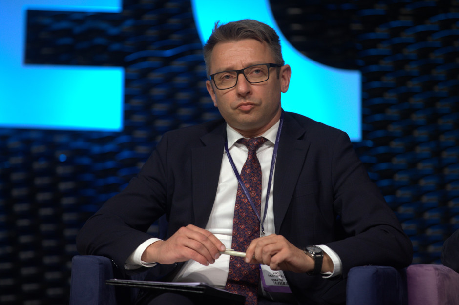 Jacek Lech, prezes zarządu Mostostal Kraków (Grupa Budimex) zwrócił uwagę na wieloletni i kosztowny proces certyfikacji oraz zmianę kultury organizacji, niezbędne do wejścia w sektor jądrowy mimo braku finalnych kontraktów. Fot. PTWP
