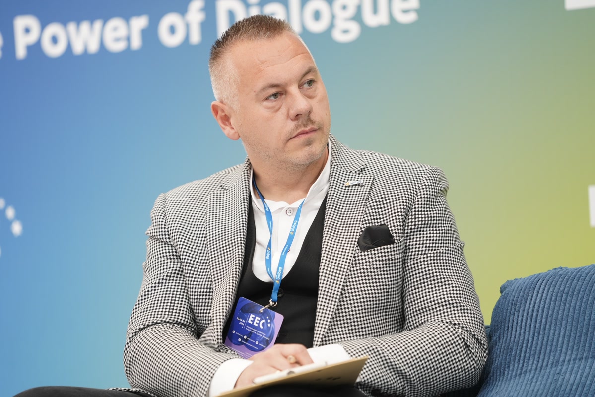 Przemysław Jaszek, dyrektor realizacji budownictwa energetycznego w Unibepie. Fot. PTWP