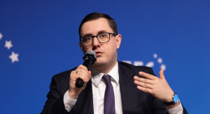 Kierowcy już zaoszczędzili miliardy. Co dalej z cenami paliw? Minister energii mówi wprost