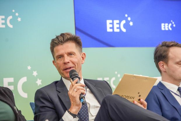 Ryszard Petru, przewodniczący sejmowej komisji ds. deregulacji, poseł na Sejm RP, Klub Parlamentarny Centrum