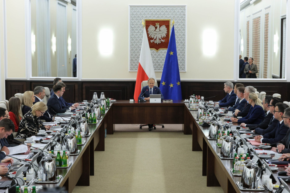Państwo trzyma gospodarkę za gardło. Nowy raport FOR pokazuje skalę wpływów