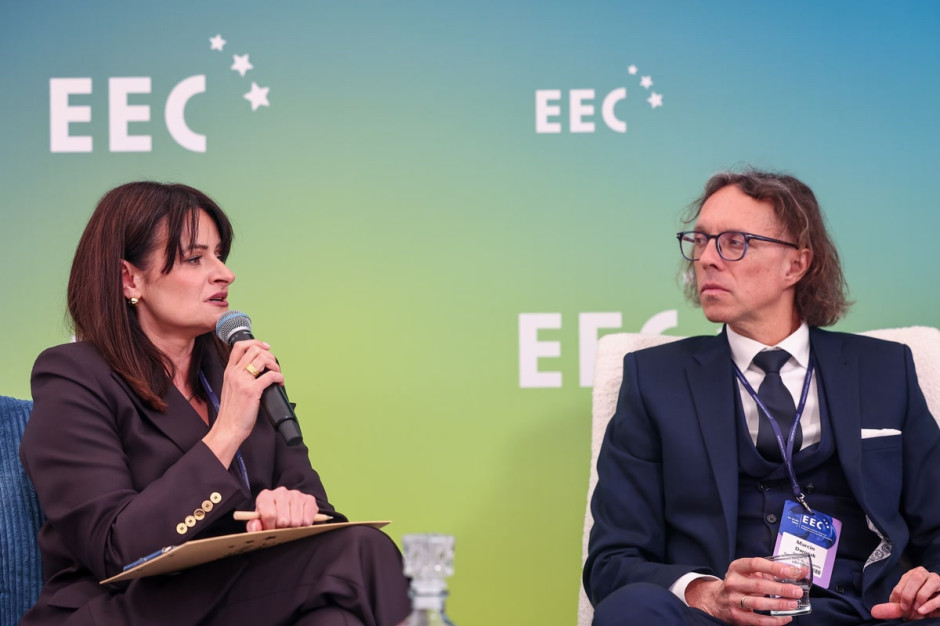 Agnieszka Czajka, vice president Motors Professionals Europe, OLX Group/Otomoto i Marcin Dworak, pełnomocnik do spraw nowej mobilności Górnośląsko-Zagłębiowskiej Metropolii. Fot. PTWP