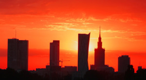 Wojna na Bliskim Wschodzie uderza w gospodarkę UE. Polska jednak radzi sobie dobrze