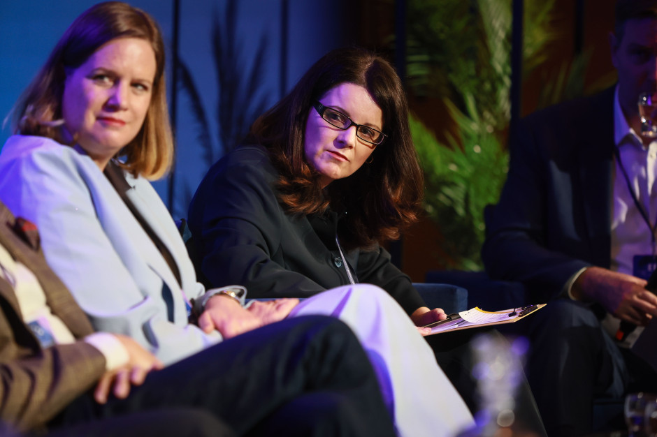 Lyndsay Sullivan z Bayer Pharmaceuticals (w środku) Fot: PTWP