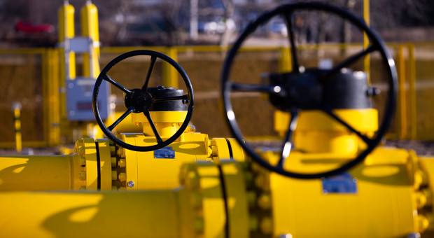 Prezes URE zatwierdził taryfę na przesył gazu przez Gaz-System. Będzie sporo taniej