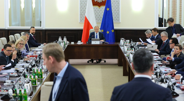 Płace w budżetówce oraz minimalne mają urosnąć o 3 proc. [HIRSCH O GOSPODARCE]