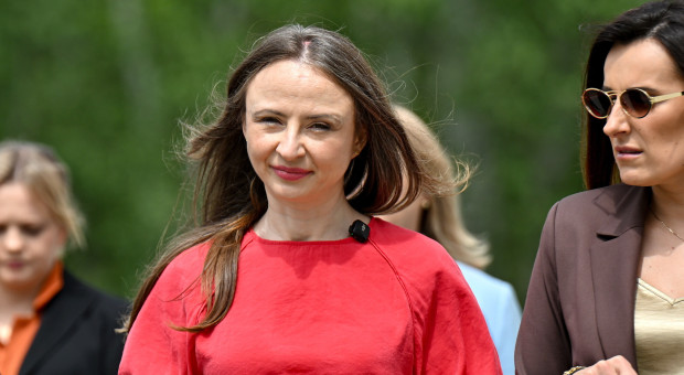 Temperatury rosną, rząd reaguje. W grę wchodzi skrócenie czasu pracy