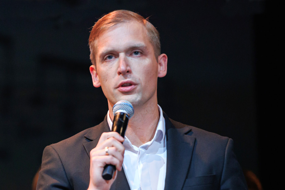 Nowa gwiazda litewskiej polityki: wiceprzewodniczący partii socjaldemokratycznej, mer rejonu podwileńskiego, Polak, Robert Duchniewicz. Fot. Marian Paluszkiewicz 