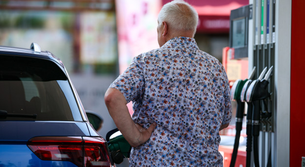 Diesel drożeje w Europie o 13 proc., rząd dopuszcza ewentualny powrót do CPN [HIRSCH O GOSPODARCE]
