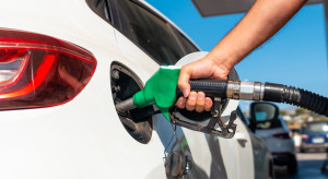 Na stajach paliw diesel będzie drożeć dalej, ale podwyżki cen benzyny wyhamują