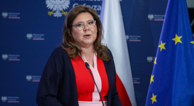 To nie będzie zwykłe przejęcie. Starcie gigantów o spółkę Orlenu zaczyna się od nowa