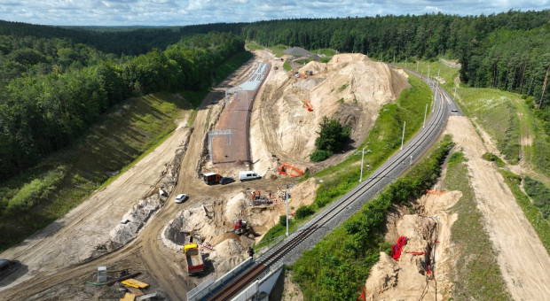 Rekordowe wydatki i wielkie niewiadome. Niepewność ws. finansowania inwestycji na kolei