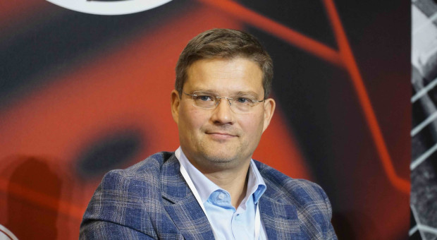 Kopalnie na Księżycu. Śląsk powinien mierzyć wysoko