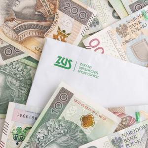 ZUS wypłaci dodatkowe pieniądze. Dotyczy osób pracujących przed 1999 rokiem