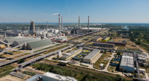 Nieudana inwestycja pogrąża chemicznego giganta. Presja rośnie. Cała nadzieja w Orlenie
