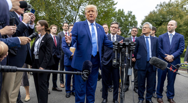 Donald Trump ogłosił "konstytucję" dla AI. Teraz to ma być superinteligencja