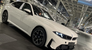 BMW uruchamia fabrykę za miliard euro. Ma też nową wersję kultowego modelu