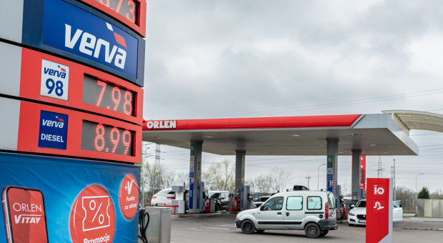 Akcyza i VAT na paliwa w dół, ale na jak długo? Znamy szczegóły CPN 3.0