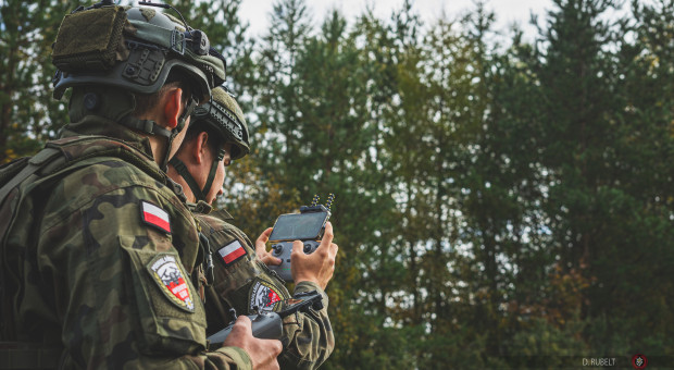 Trzeci gracz na rynku paliwowym mocniej wchodzi w zbrojeniówkę. Szykuje się giełdowy debiut